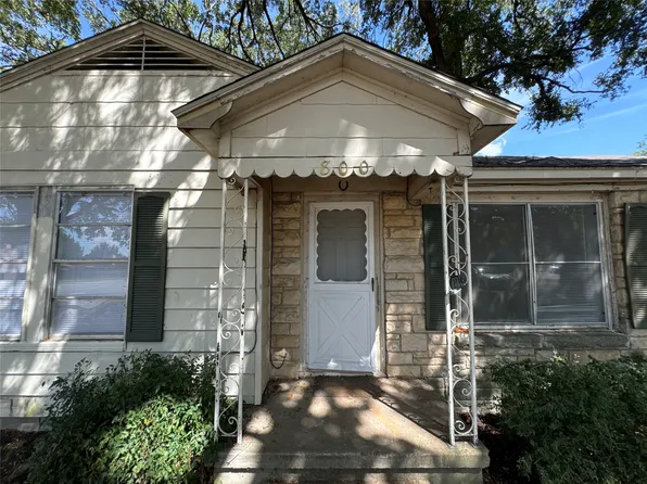 800 Audra Ln, Denton, TX 76209