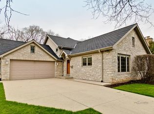 411 Drake St, Libertyville, IL 60048