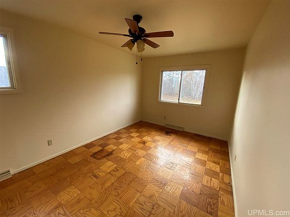 5th image of 156/158 Albatross St