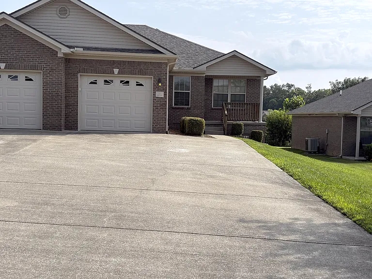 6051 Lauren Ln — Photo 1