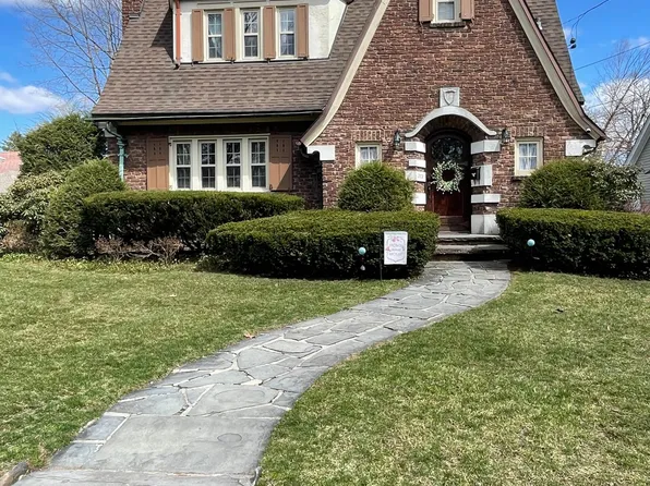 272 N Manor Ave, Kingston, NY 12401