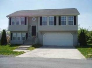 85 Glossy Ibis Ln, Martinsburg, WV 25405