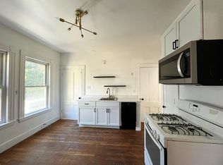 168 Elliot St #1, Newton, MA 02464
