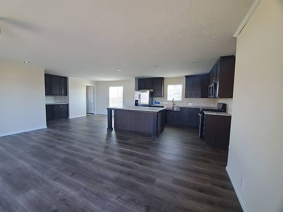 3rd image of 9900 Townsquare Blvd #568