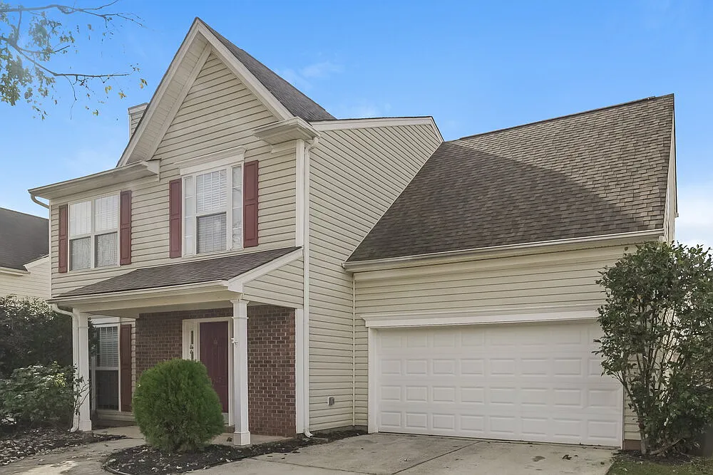 4 bed, 2.5 bath, 1931 sqft, $2,830 — Photo 4