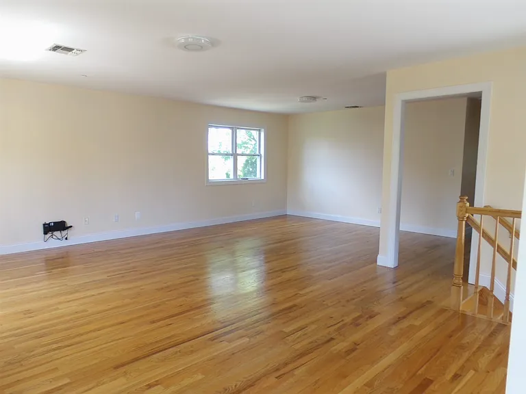 5175 Amboy Rd #2 — Photo 7