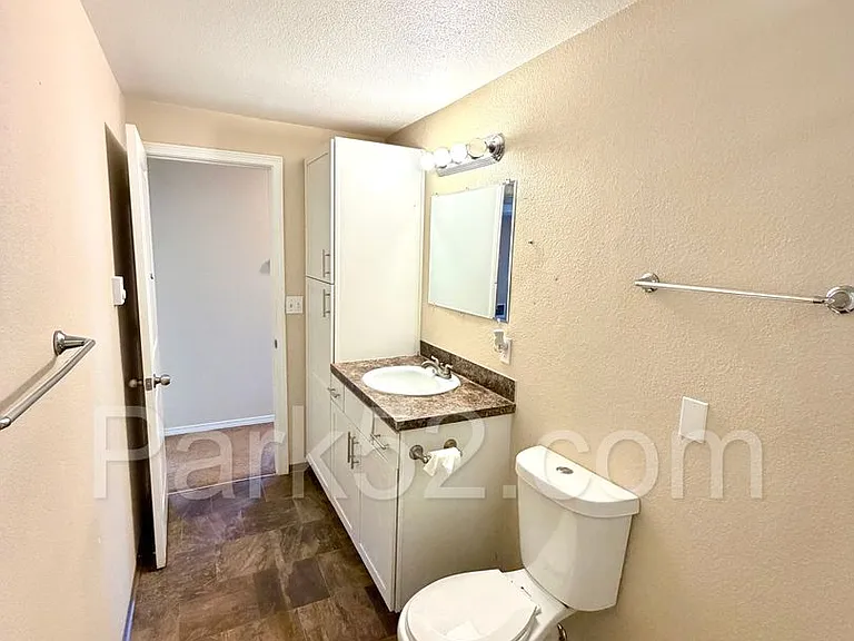 9108 Fawnlily Cir W — Photo 12