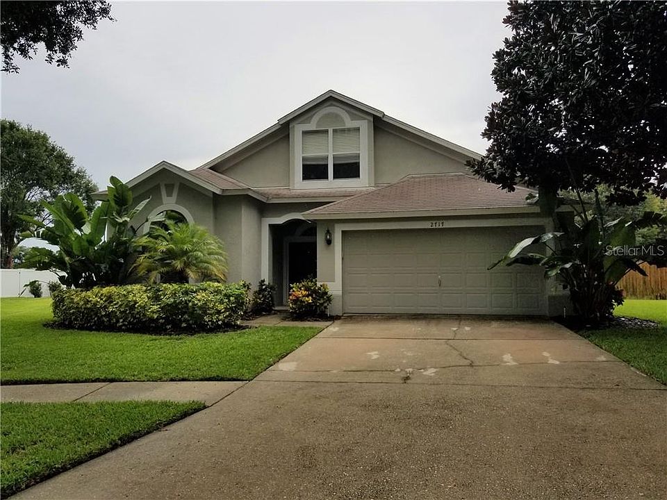 1st image of 2717 Villa Dr