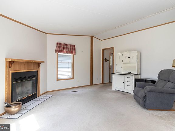3rd image of 27522 Bristol Ct