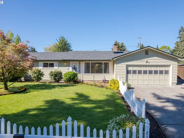 2158 Valhalla St, Eugene, OR 97401