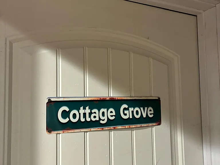 E Clover Creek Dr — Photo 28