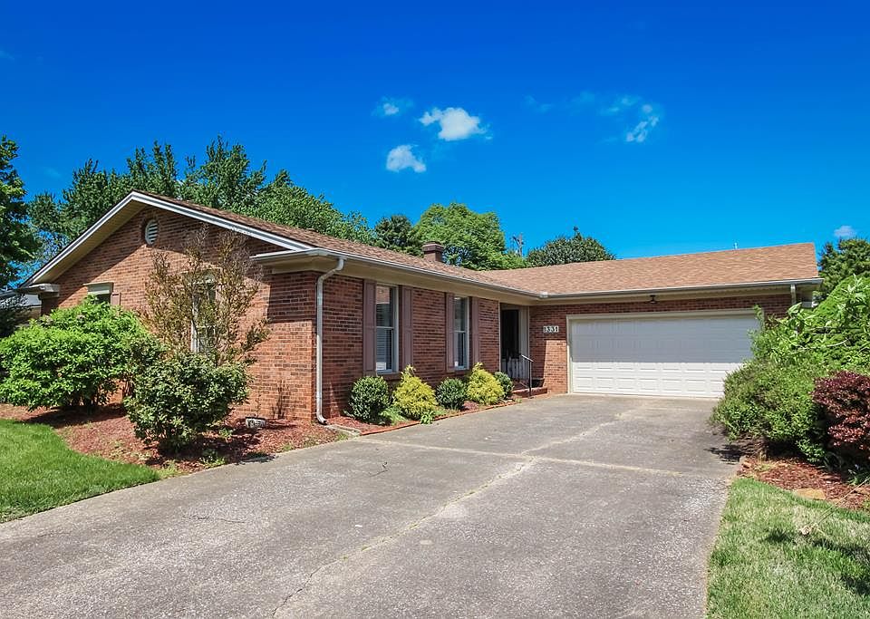 1st image of 1331 Deep Wood Ct