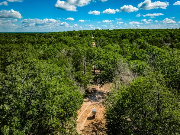 511 Lcr 793, Groesbeck, TX 76642