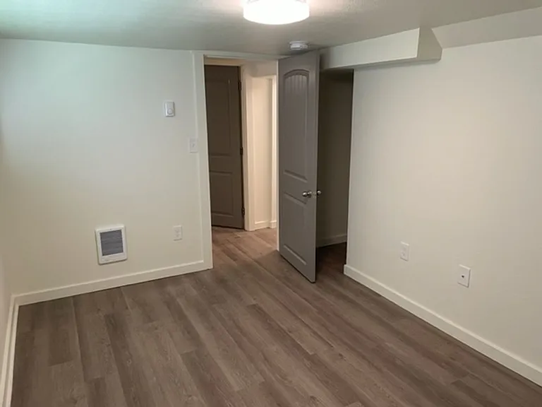 1517 Franklin St — Photo 15