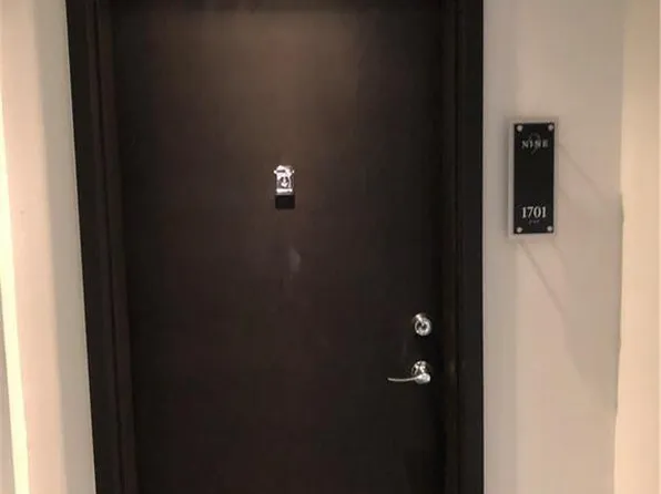 999 SW 1st Ave APT 1701, Miami, FL 33130