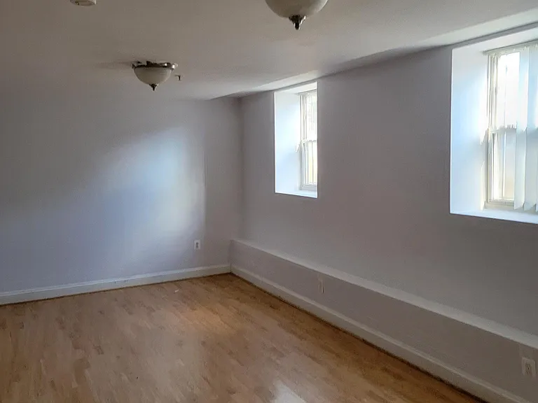 330 Rhode Island Ave NE #10 — Photo 8