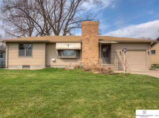 923 N Garden City Rd, Fremont, NE 68025