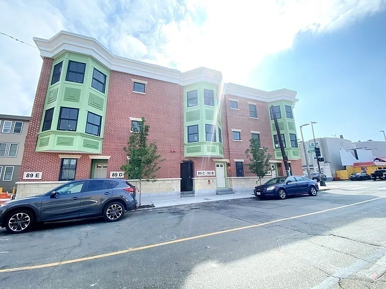 89 Prescott St #D — Photo 15