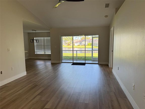 4th image of 3709 62nd Ave E