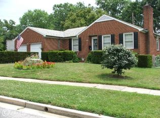 907 Fairway Dr, Baltimore, MD 21286