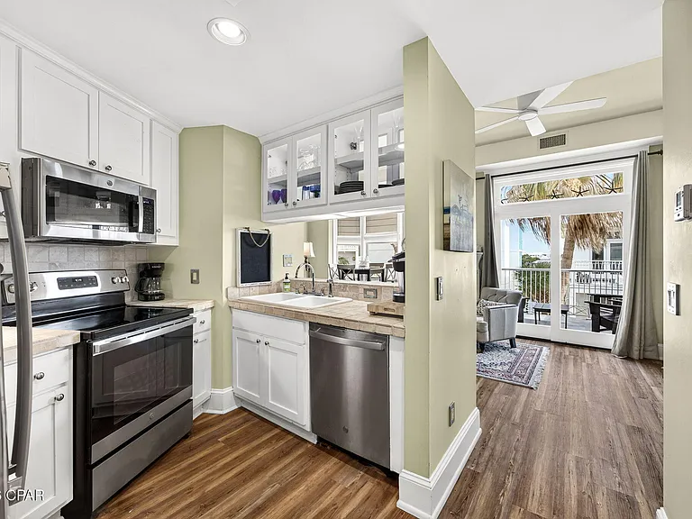 111 Carillon Market St #303 — Photo 4