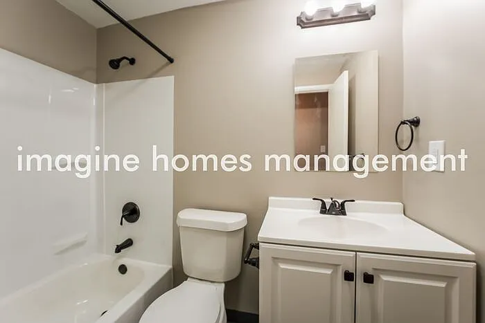 1184 Bucknell Dr — Photo 8