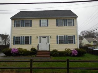 1 Parrott St, Hyde Park, MA 02136