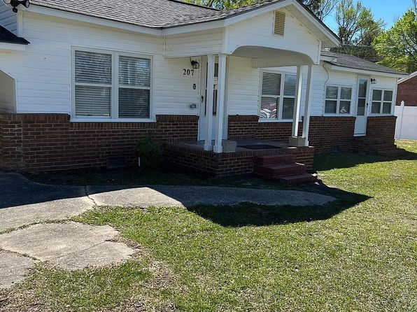 207 Mount Zion St