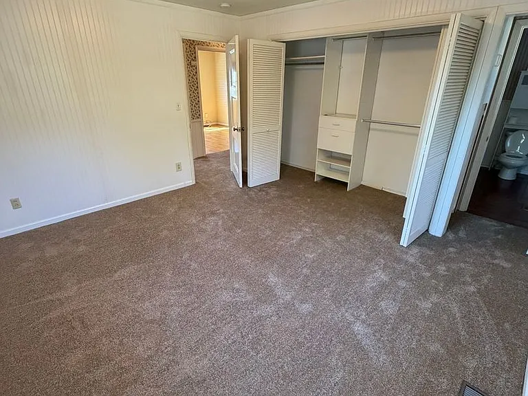 550 Carlson Dr — Photo 26