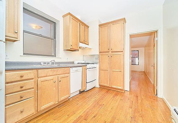 3rd image of 2330 Adam Clayton Powell Jr Blvd APT 3N