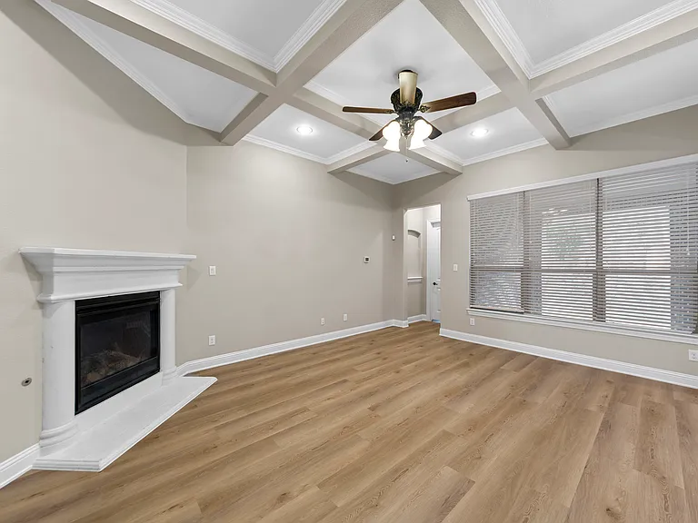 1213 Lewiston Dr — Photo 11