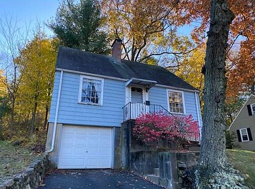 2nd image of 143 Elm St
