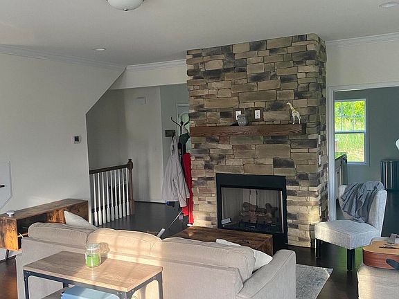 4th image of 4251 Hannah Belle Way