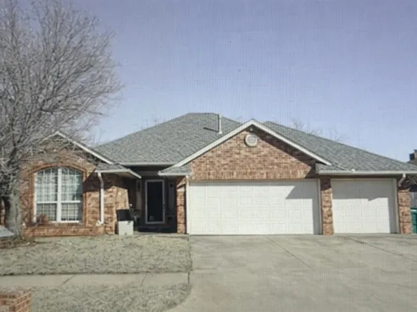 9216 Lakecrest Dr, Oklahoma City, OK 73159