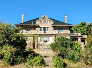 602 W French Pl, San Antonio, TX 78212