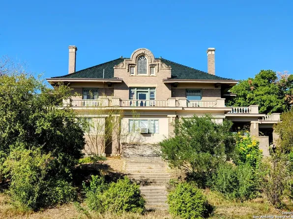 602 W French Pl, San Antonio, TX 78212