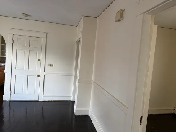 96 Veazie St, Providence, RI 02908
