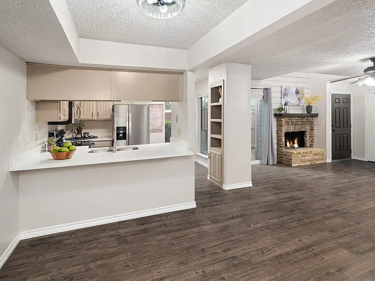 333 Melrose Dr #22D — Photo 18