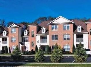 1126 Morning Glory Dr, Monroe Township, NJ 08831