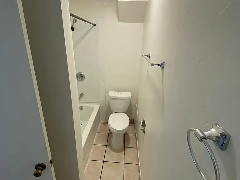 5310 Carpinteria Ave — Photo 6