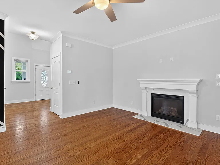807 Cook Rd — Photo 7