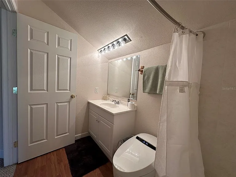 24907 NE 135th St — Photo 36