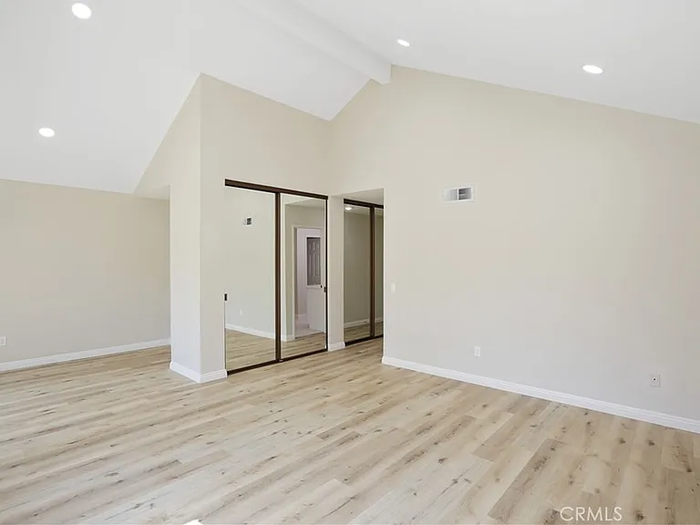 3 Southsand — Photo 17
