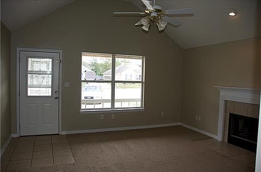 3rd image of 10245 Cottage Ct