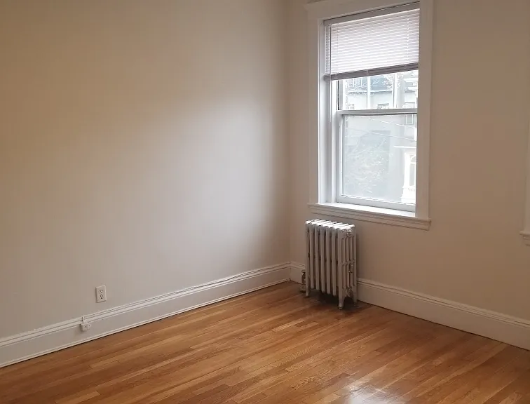 30 Langdon St #7 — Photo 2