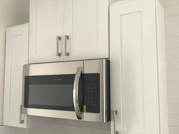 (undisclosed Address), Costa Mesa, CA 92627