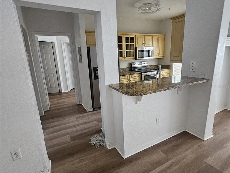 3561 Conroy Rd #220 — Photo 5