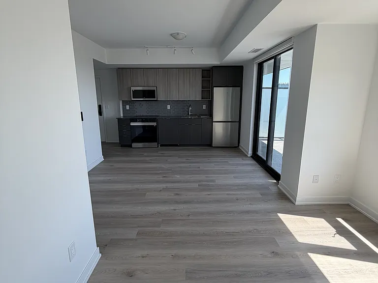 2075 Lakeshore Rd #2307 — Photo 4