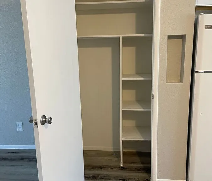 465 W Ivyglen St #13-125 — Photo 9