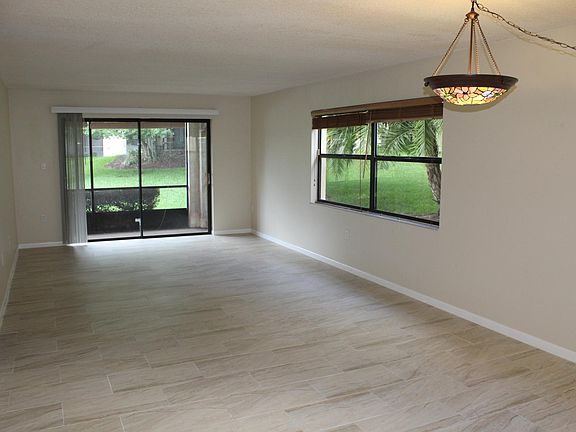 2nd image of 2302 Hammock Pine Blvd